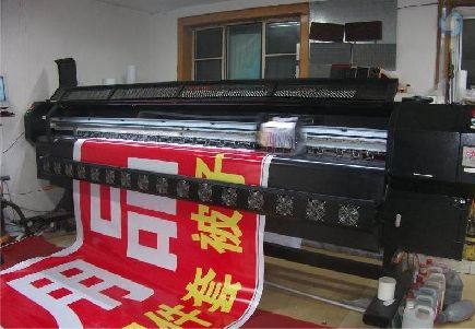 南乐喷绘广告分辨率是多少？