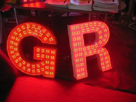 南乐LED发光字常见的安装误区。